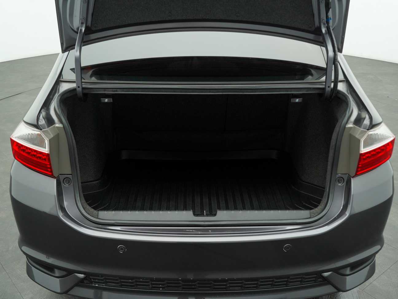 used 2019 Honda City V 1.5