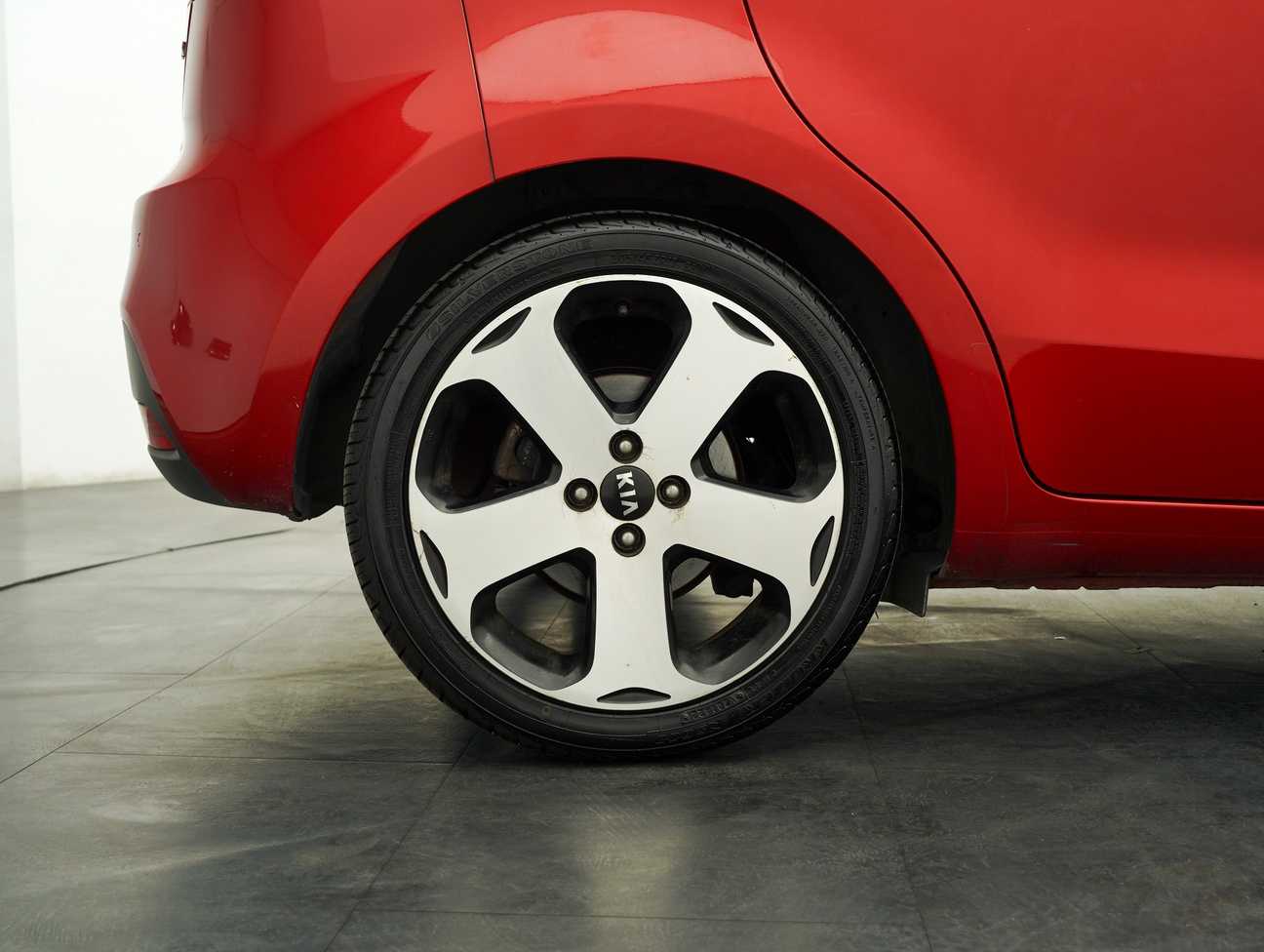 terpakai 2013 Kia Rio SX 1.4