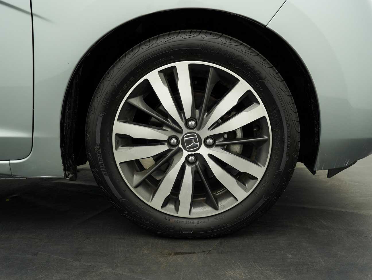 used 2014 Honda Jazz V 1.5