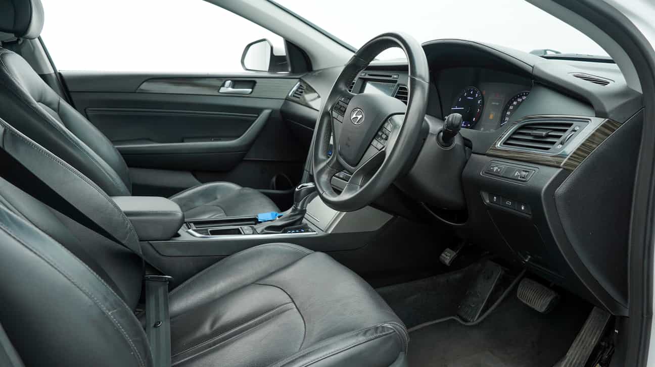 terpakai 2015 Hyundai SONATA GLS 2.0