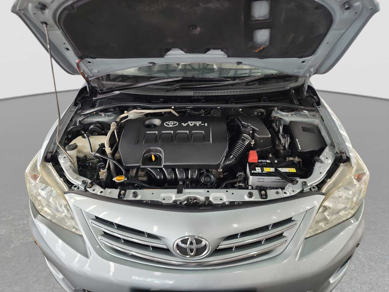 used 2013 Toyota Corolla Altis E 1.8