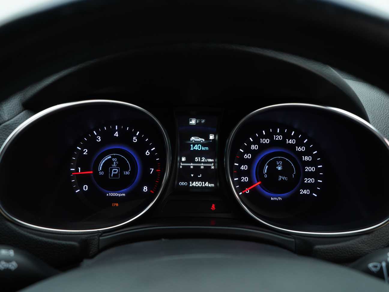 terpakai 2014 Inokom Santa Fe Executive Plus 2.4