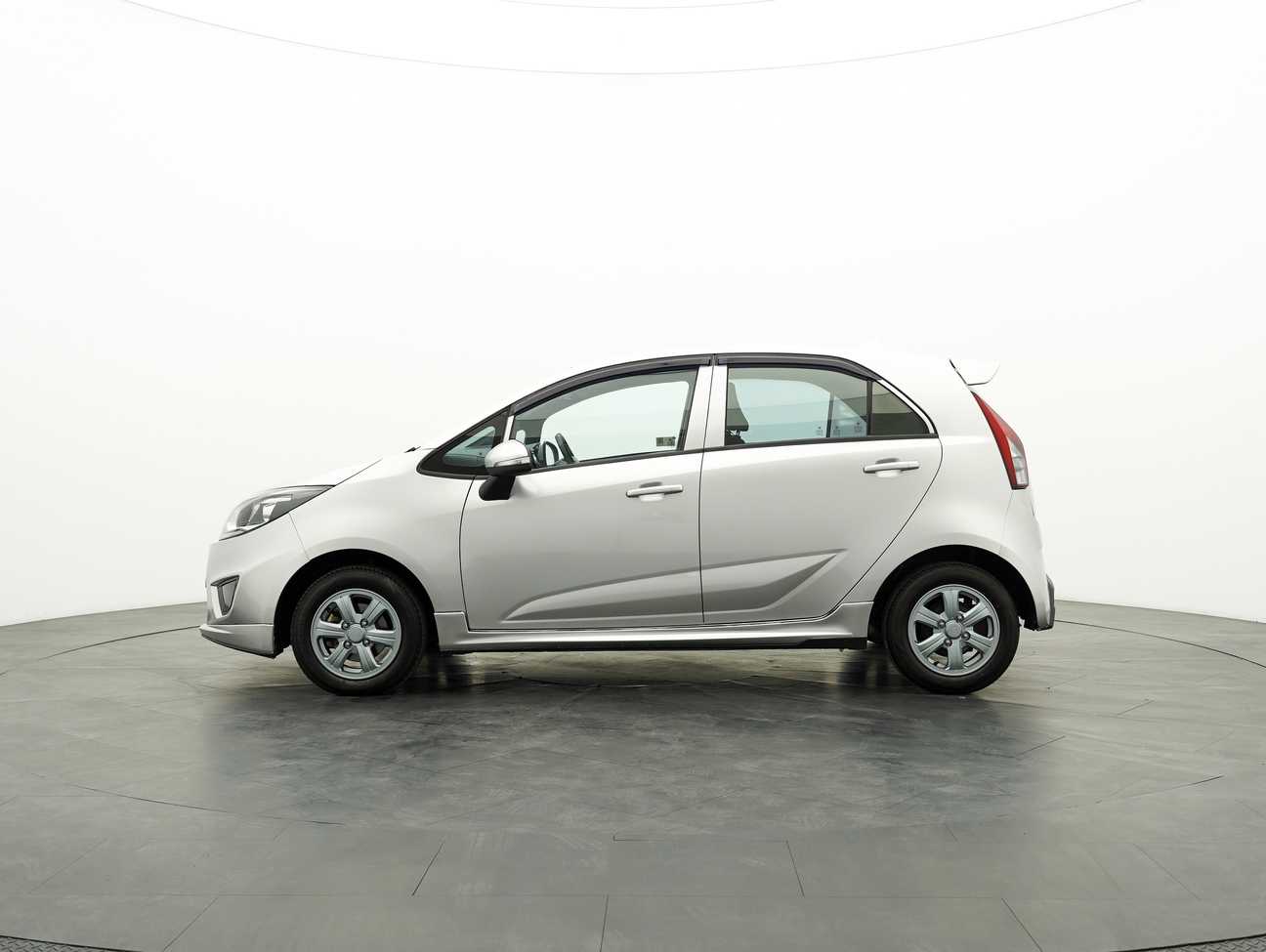 used 2016 Proton Iriz Standard 1.3