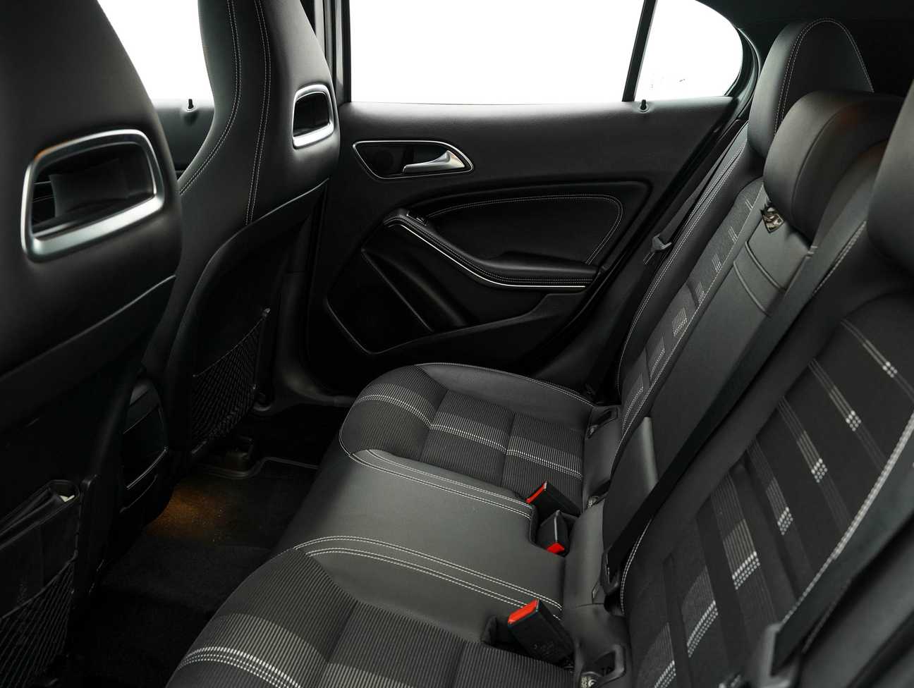 terpakai 2017 Mercedes-Benz GLA200  1.6