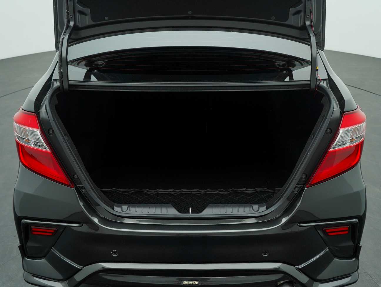 terpakai 2023 Perodua Bezza Advance 1.3