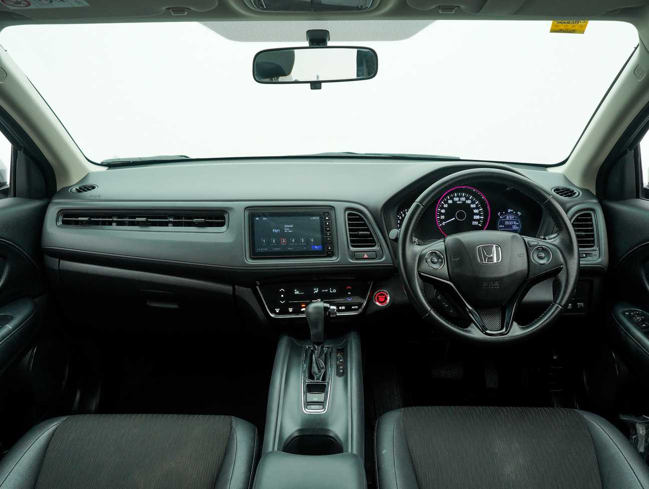 terpakai 2021 Honda HR-V E 1.8