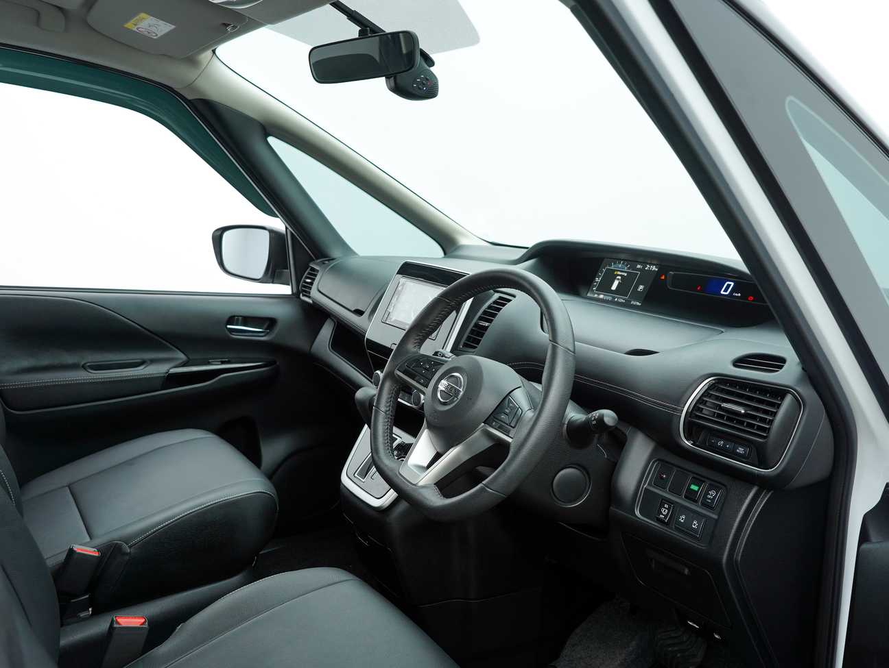 used 2019 Nissan Serena S-Hybrid High-Way Star Premium 2.0