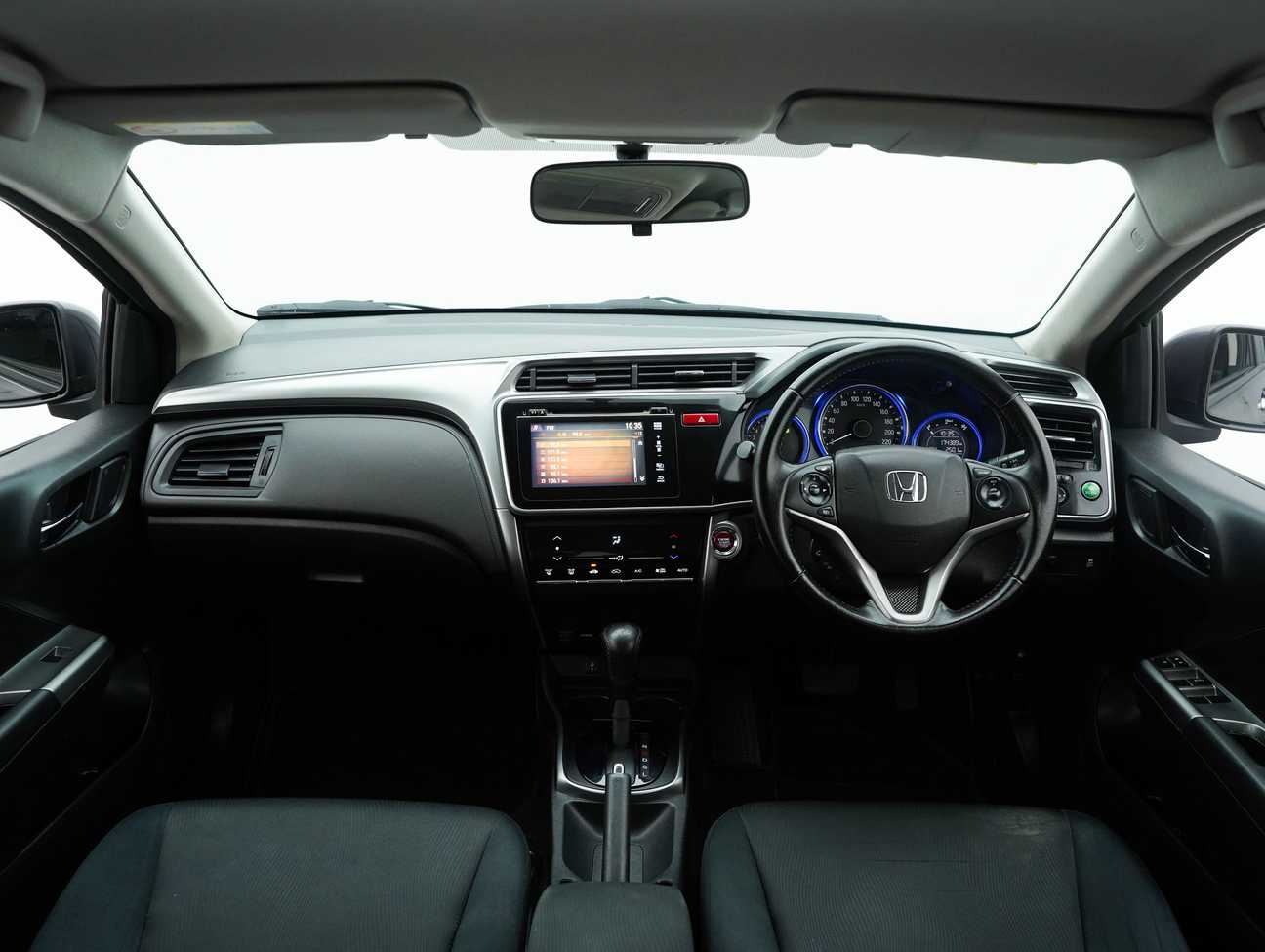 used 2014 Honda City V 1.5