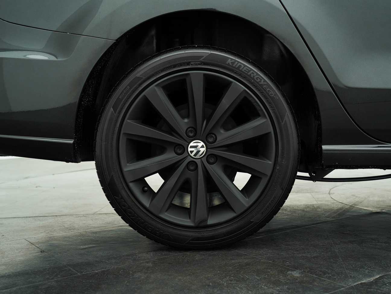 terpakai 2019 Volkswagen Vento TSI Highline 1.2