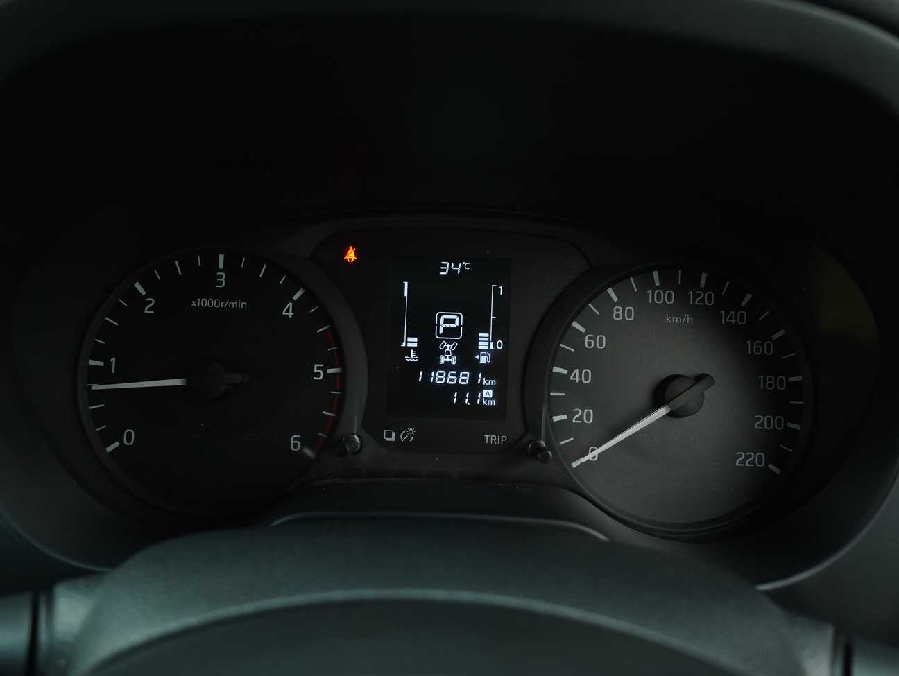 terpakai 2019 Nissan Navara NP300 SE Dual Cab 2.5