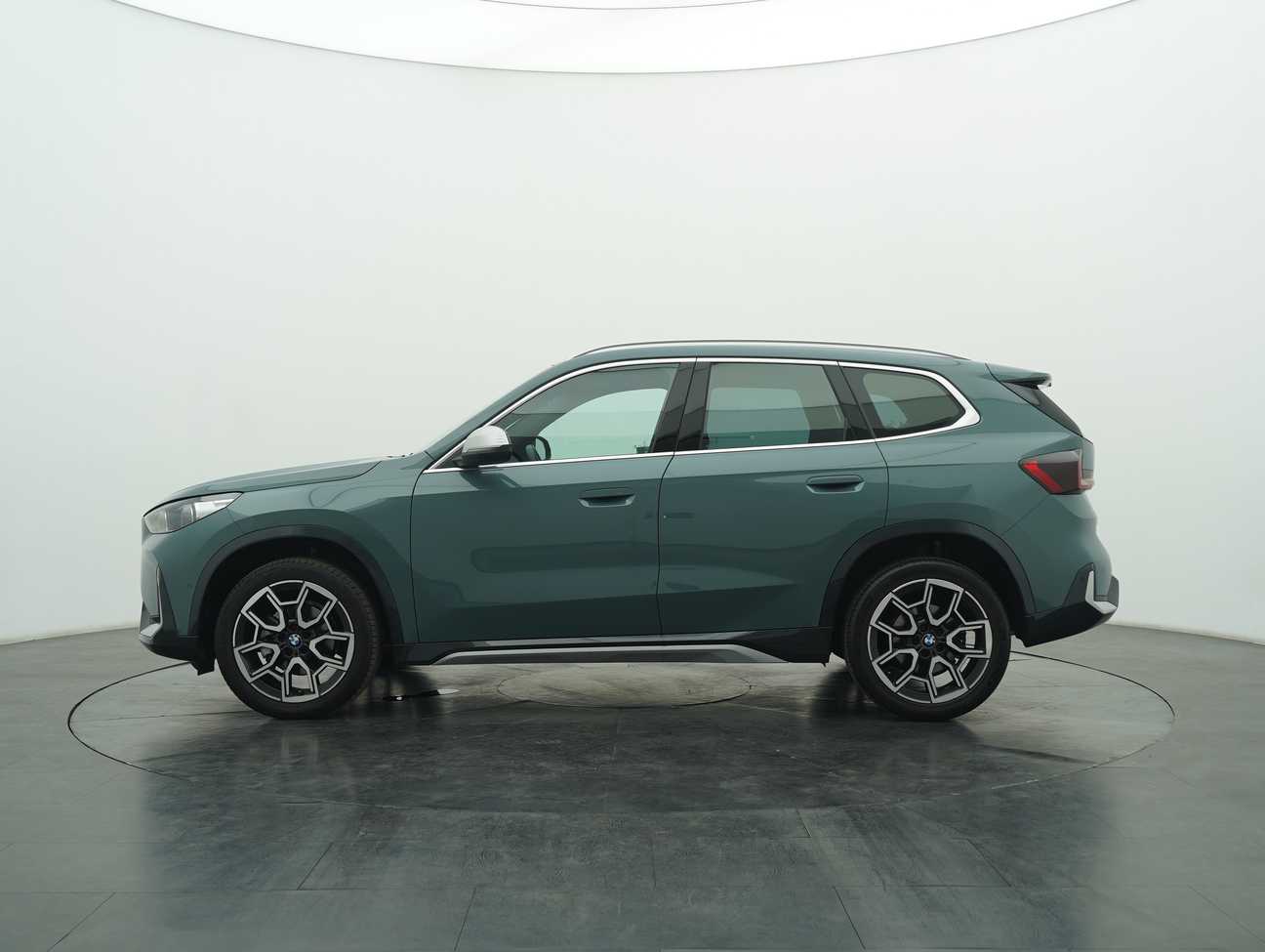 terpakai 2024 BMW X1 sDrive20i xLine 2.0