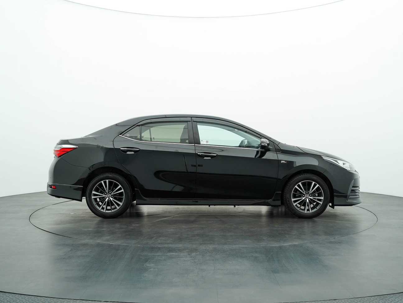 used 2018 Toyota Corolla Altis G 1.8