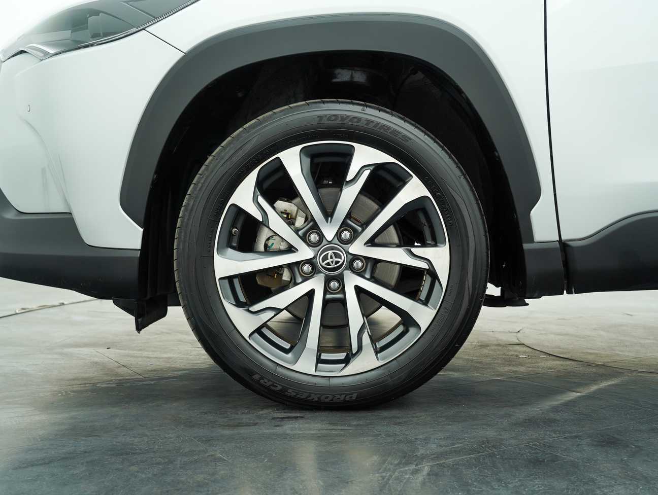used 2022 Toyota Corolla Cross V 1.8