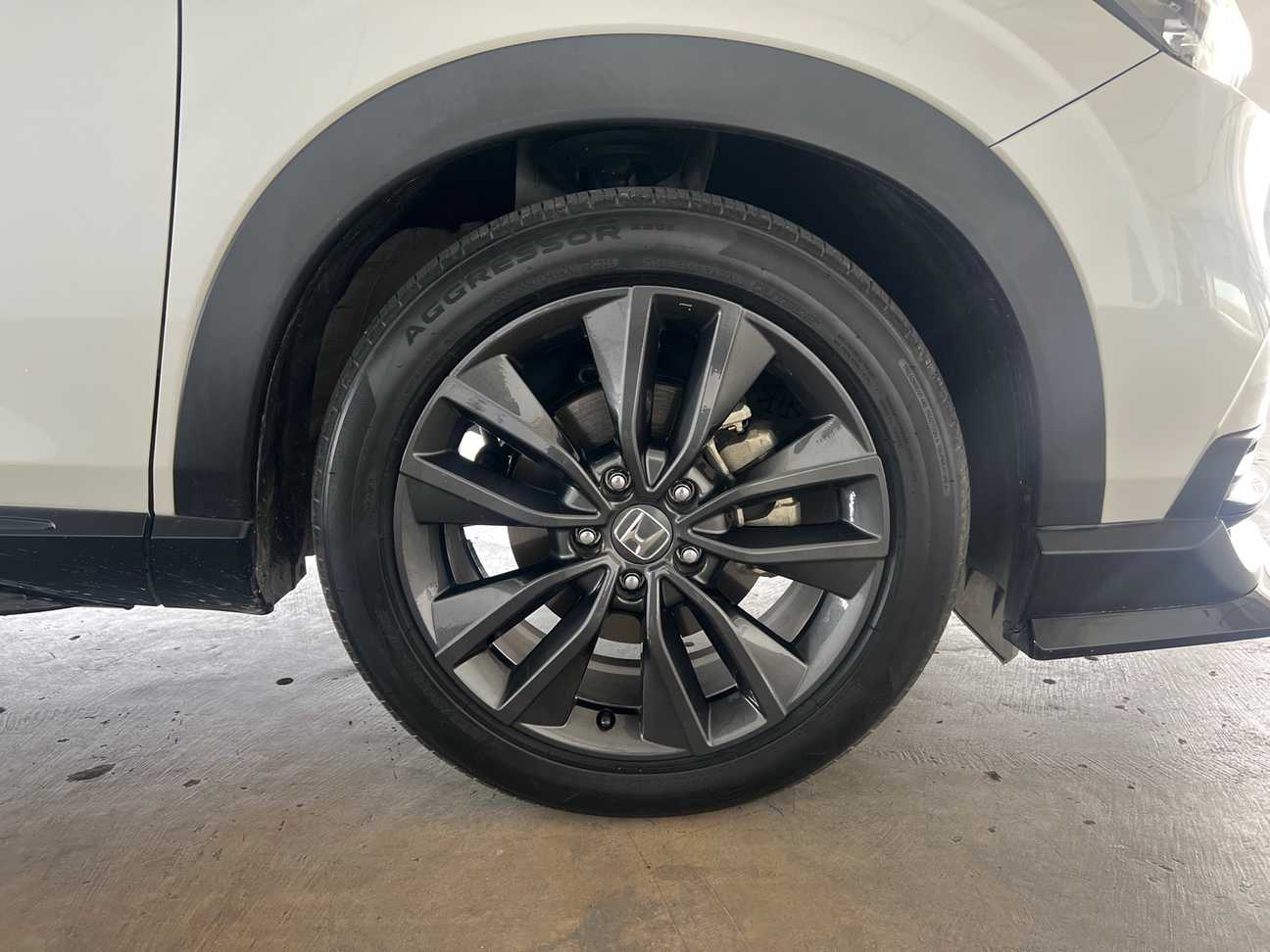 used 2023 Honda HR-V V 1.5