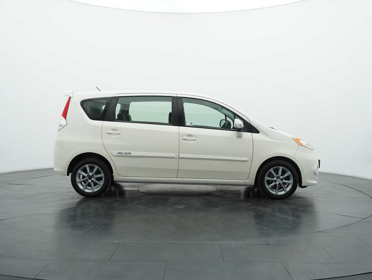 used 2012 Perodua Alza EZ 1.5