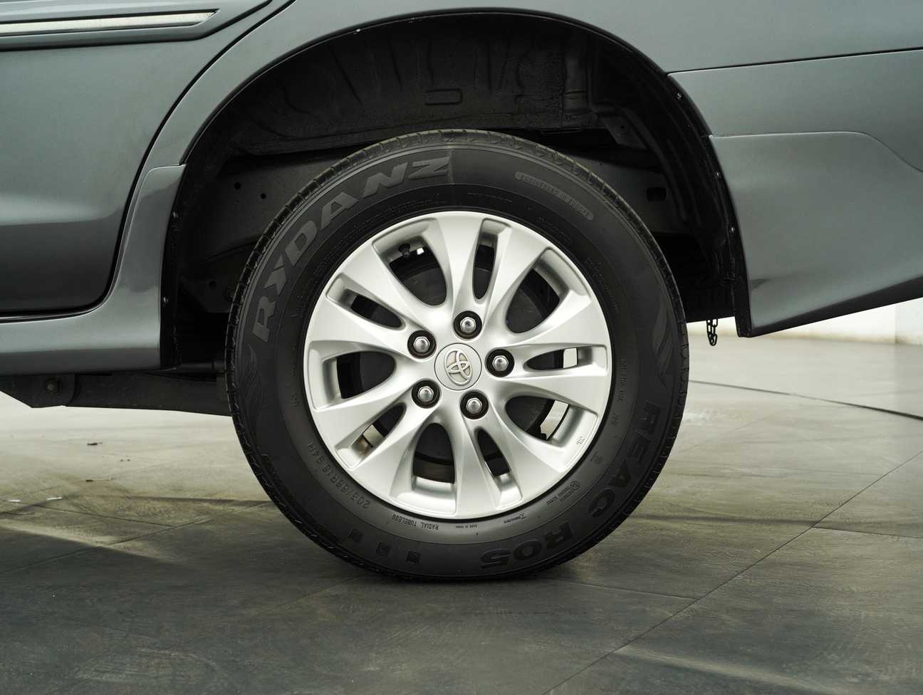 used 2015 Toyota Innova G 2.0