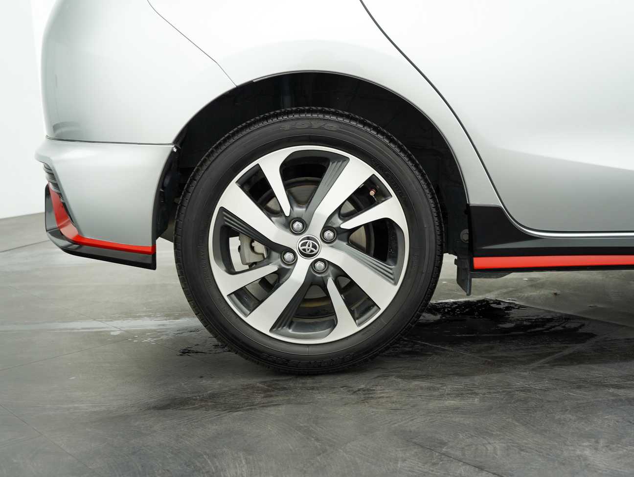 used 2020 Toyota YARIS G 1.5