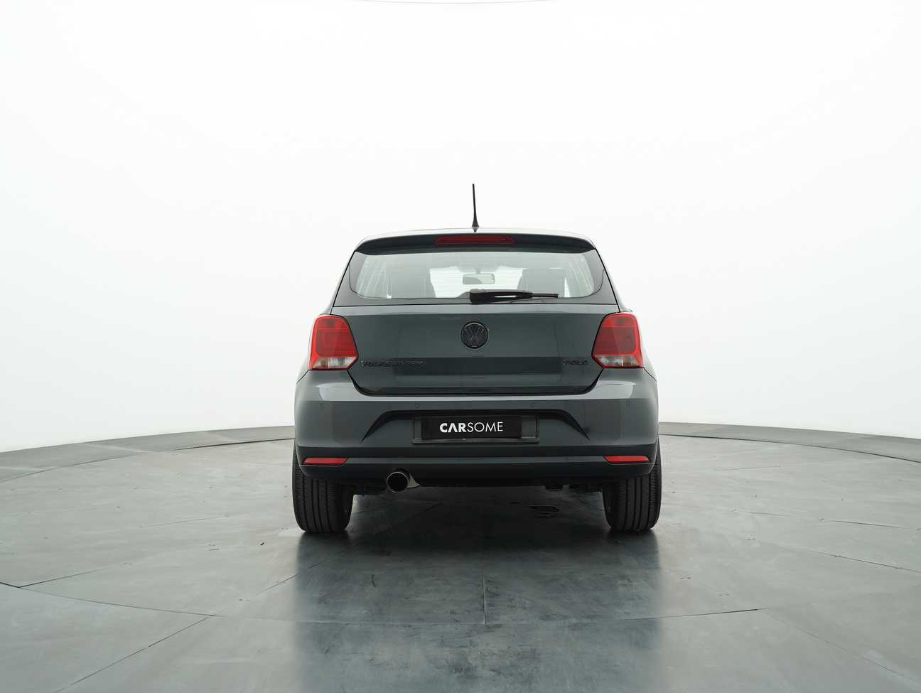 terpakai 2016 Volkswagen POLO HATCHBACK 1.6