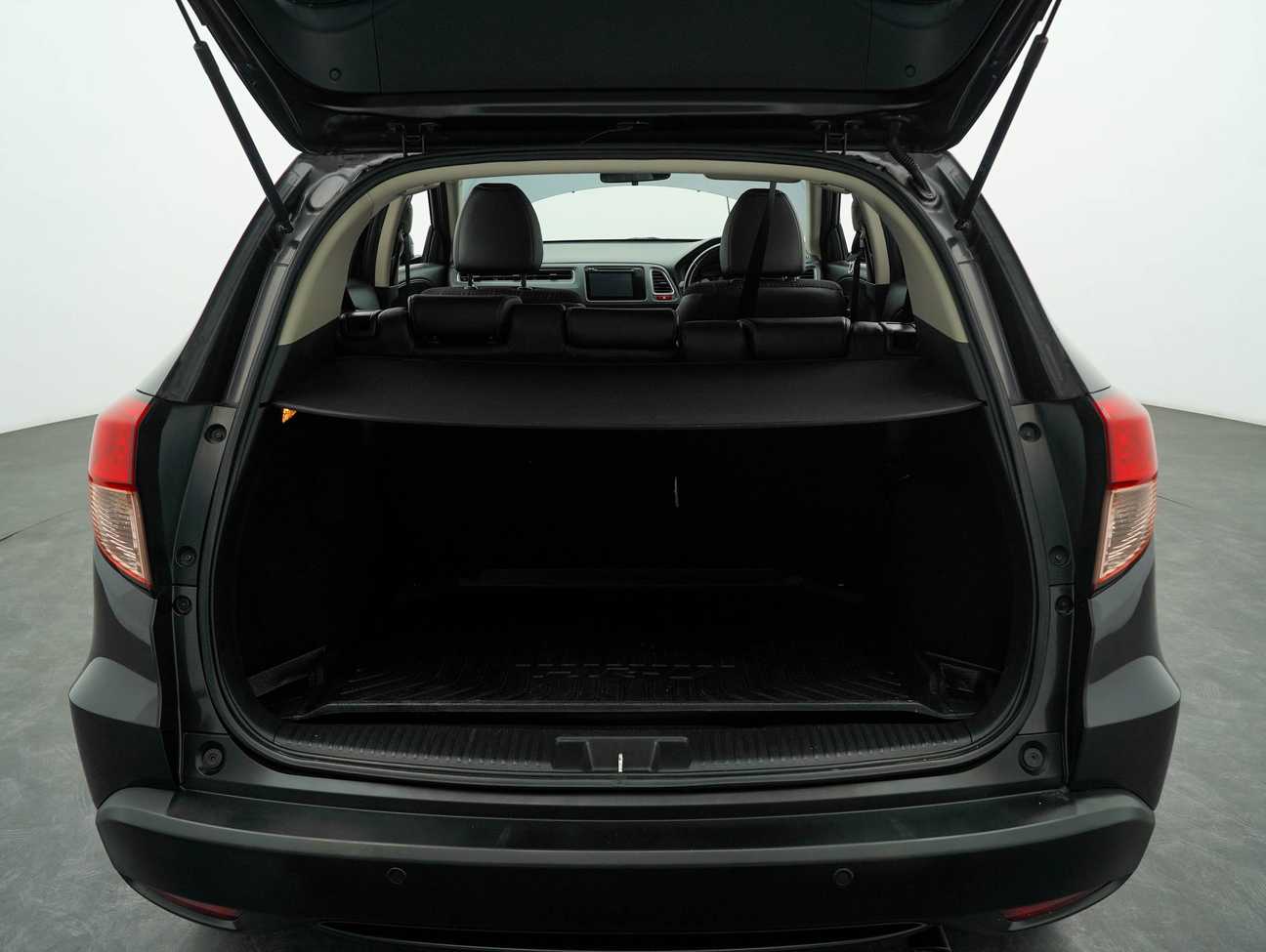 used 2016 Honda HR-V V 1.8