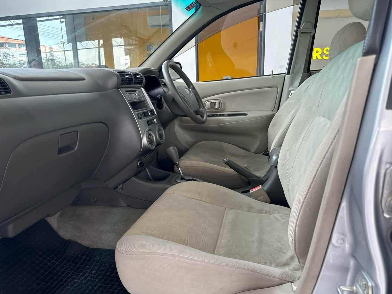 used 2010 Toyota Avanza G 1.5