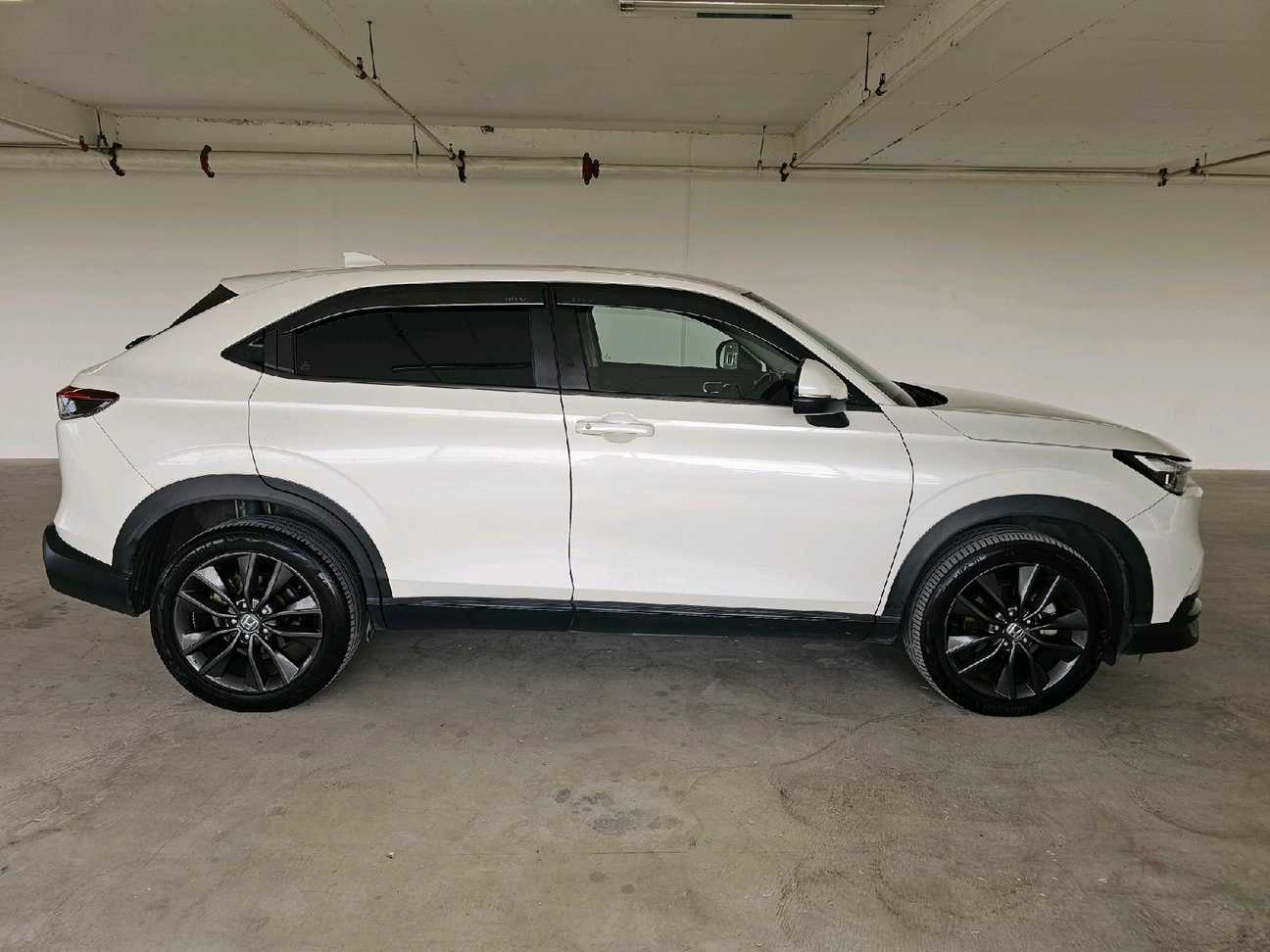 used 2023 Honda HR-V V 1.5
