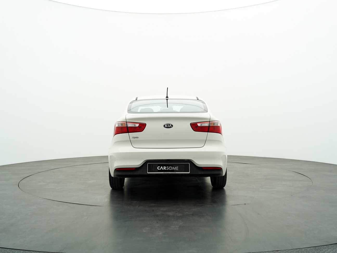 terpakai 2016 Kia Rio EX 1.4