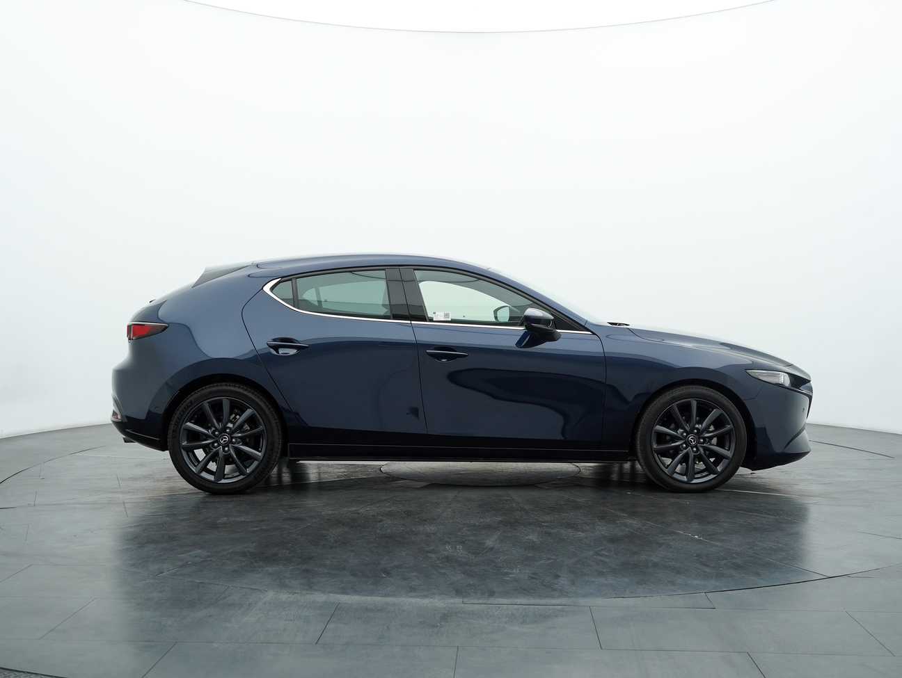 terpakai 2019 Mazda 3 SKYACTIV-G High Plus 2.0