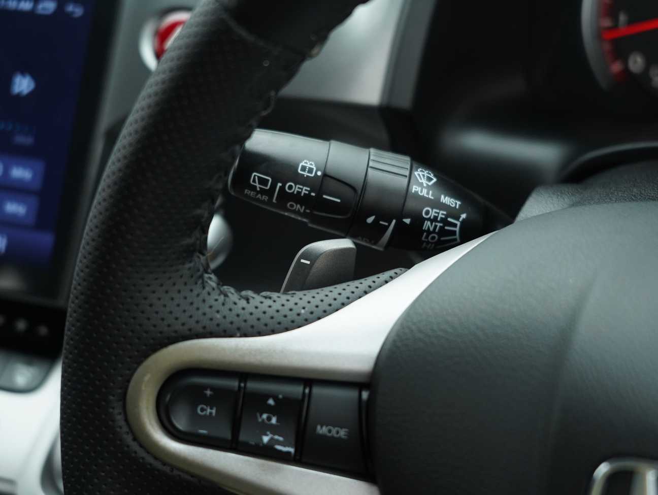 used 2012 Honda Stream i-VTEC RSZ 1.8