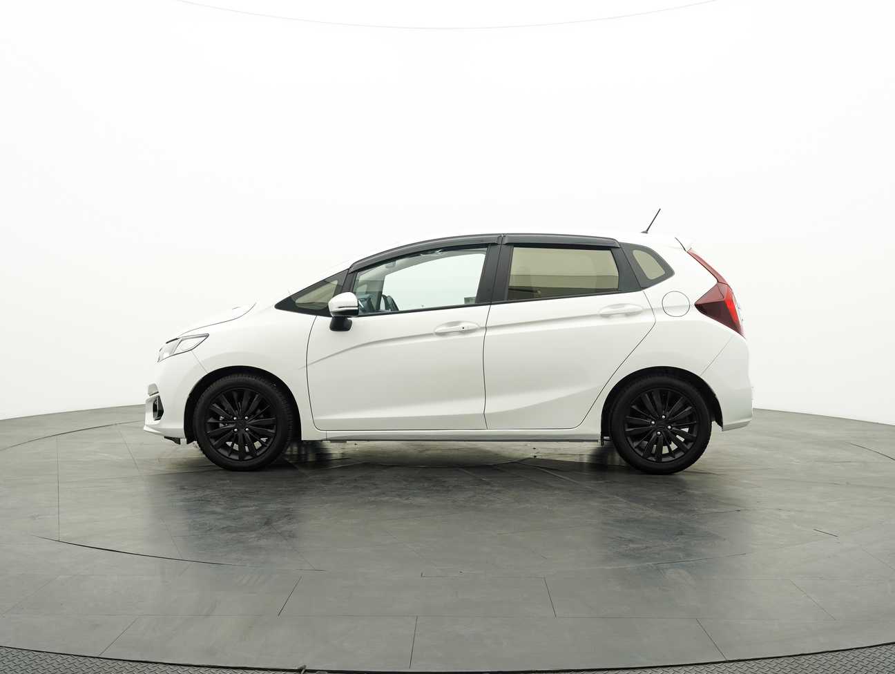 used 2018 Honda Jazz V 1.5