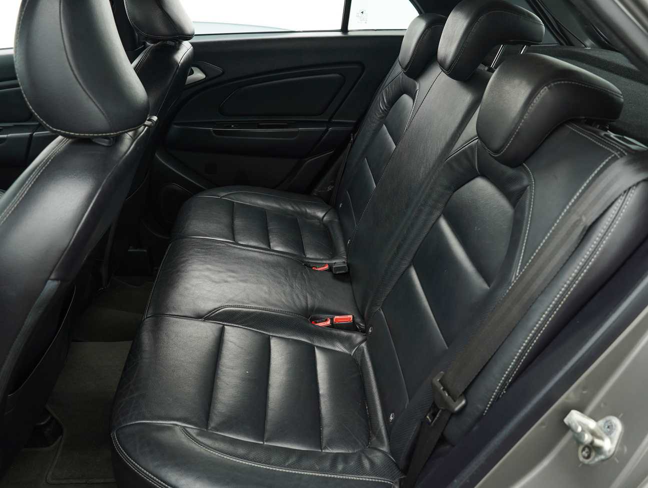 terpakai 2014 Proton Iriz Executive 1.6