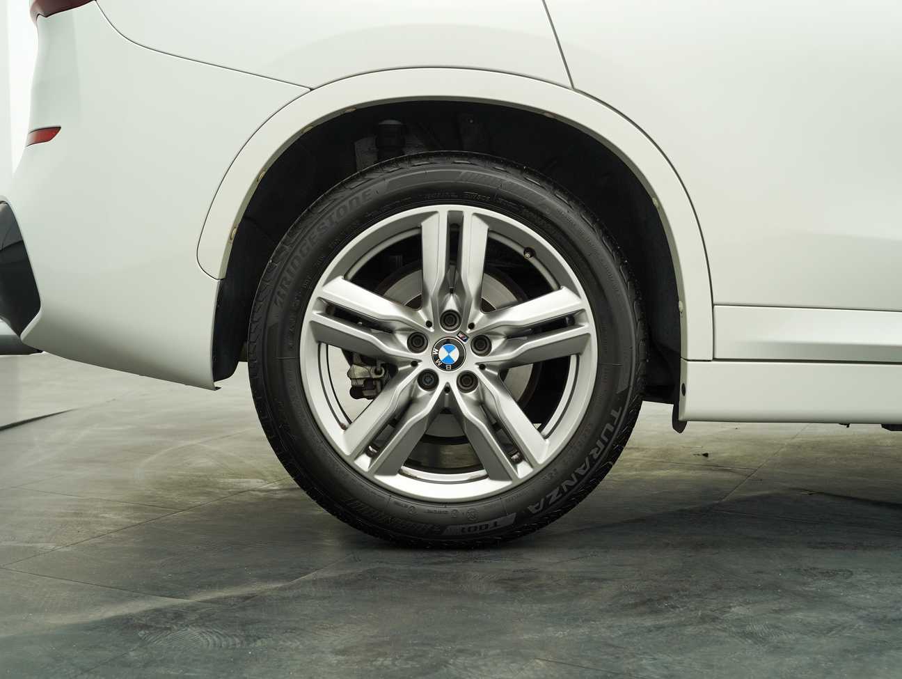 terpakai 2022 BMW X1 sDrive20i M Sport 2.0