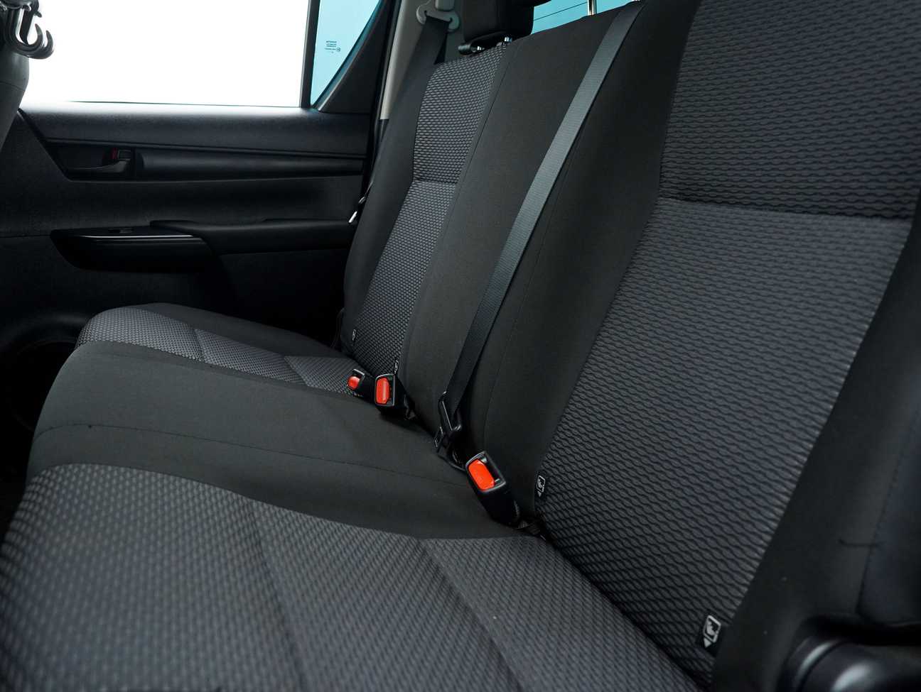 used 2022 Toyota Hilux E Dual Cab 2.4