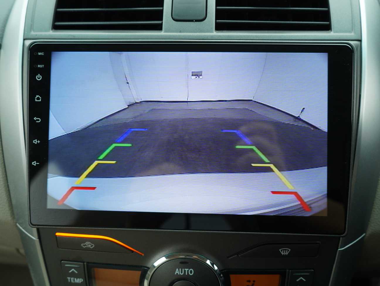 terpakai 2012 Toyota Corolla Altis E 1.8