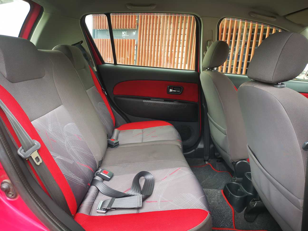 terpakai 2010 Perodua MYVI EZ 1.3