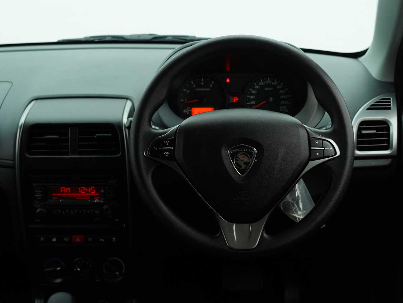 terpakai 2016 Proton Saga Premium 1.3