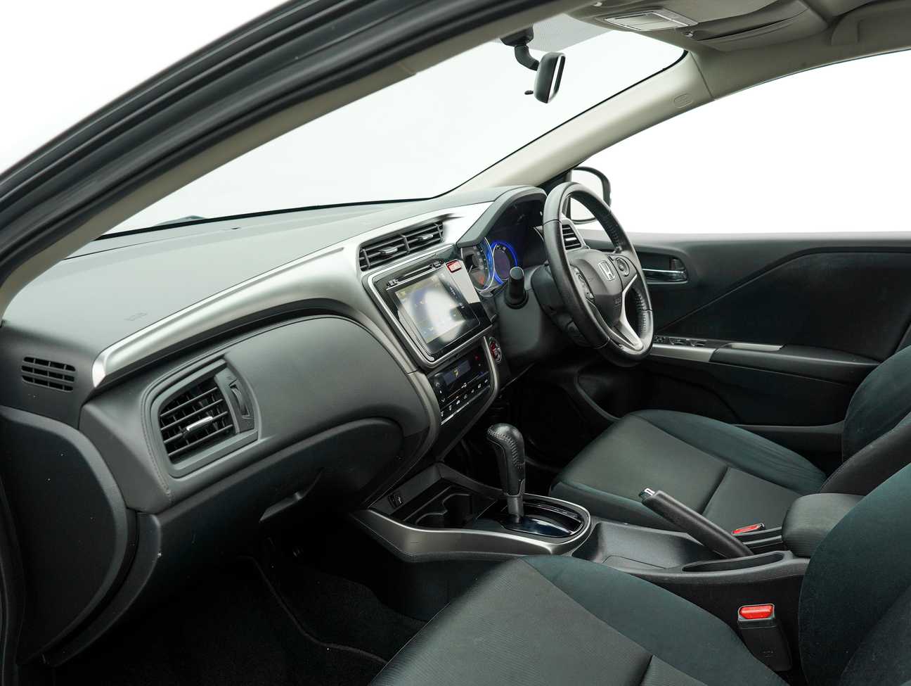 used 2016 Honda City V 1.5