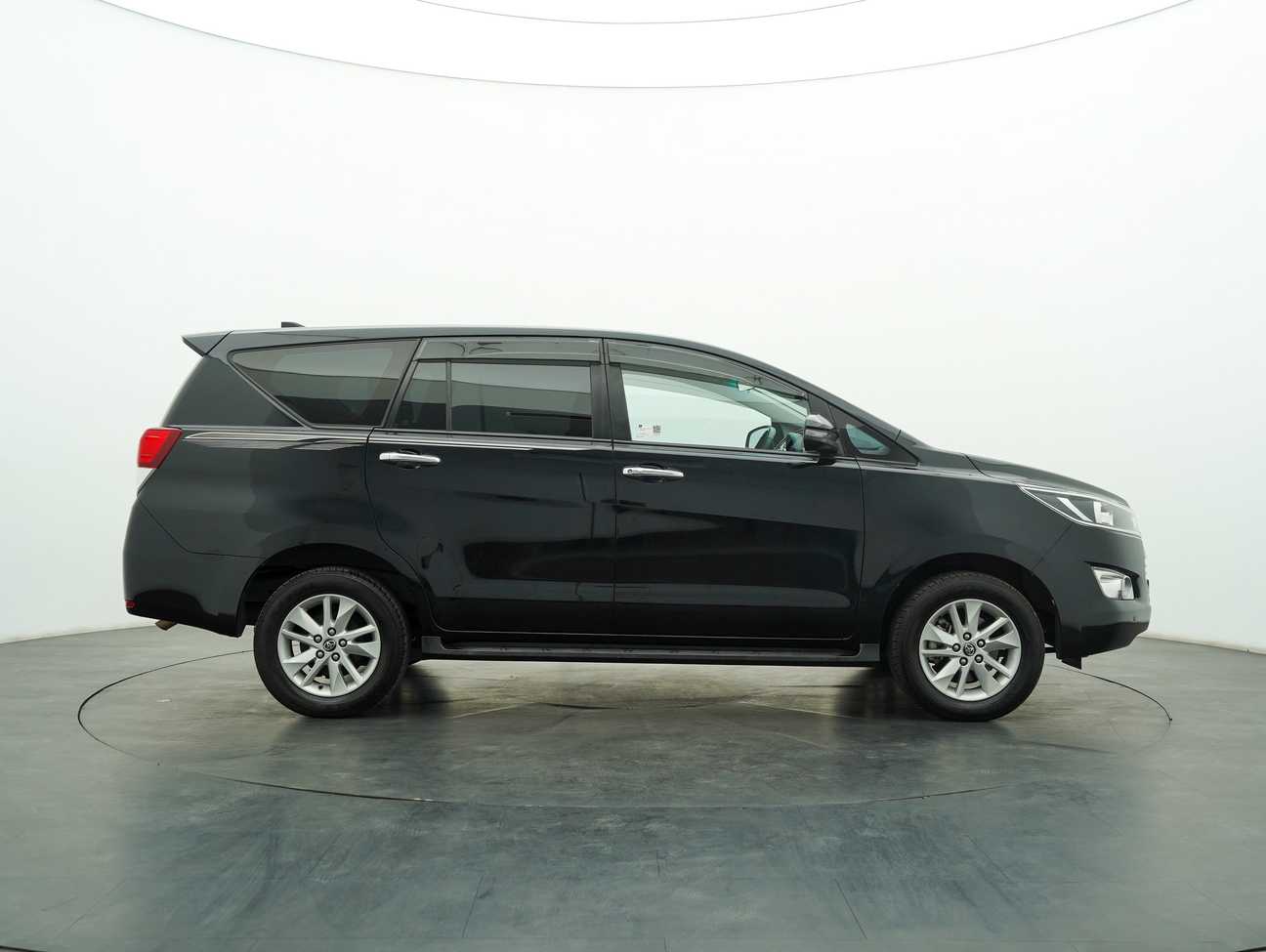 used 2019 Toyota Innova G 2.0