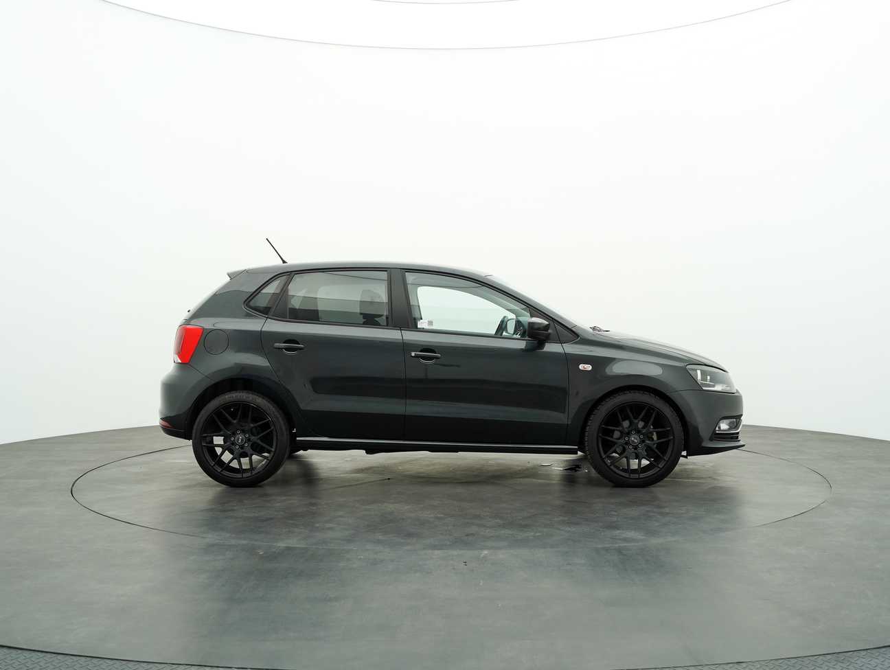 used 2018 Volkswagen POLO HATCHBACK 1.6