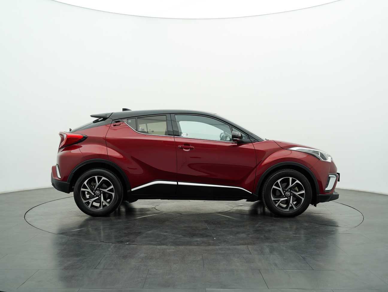 used 2020 Toyota C-HR  1.8