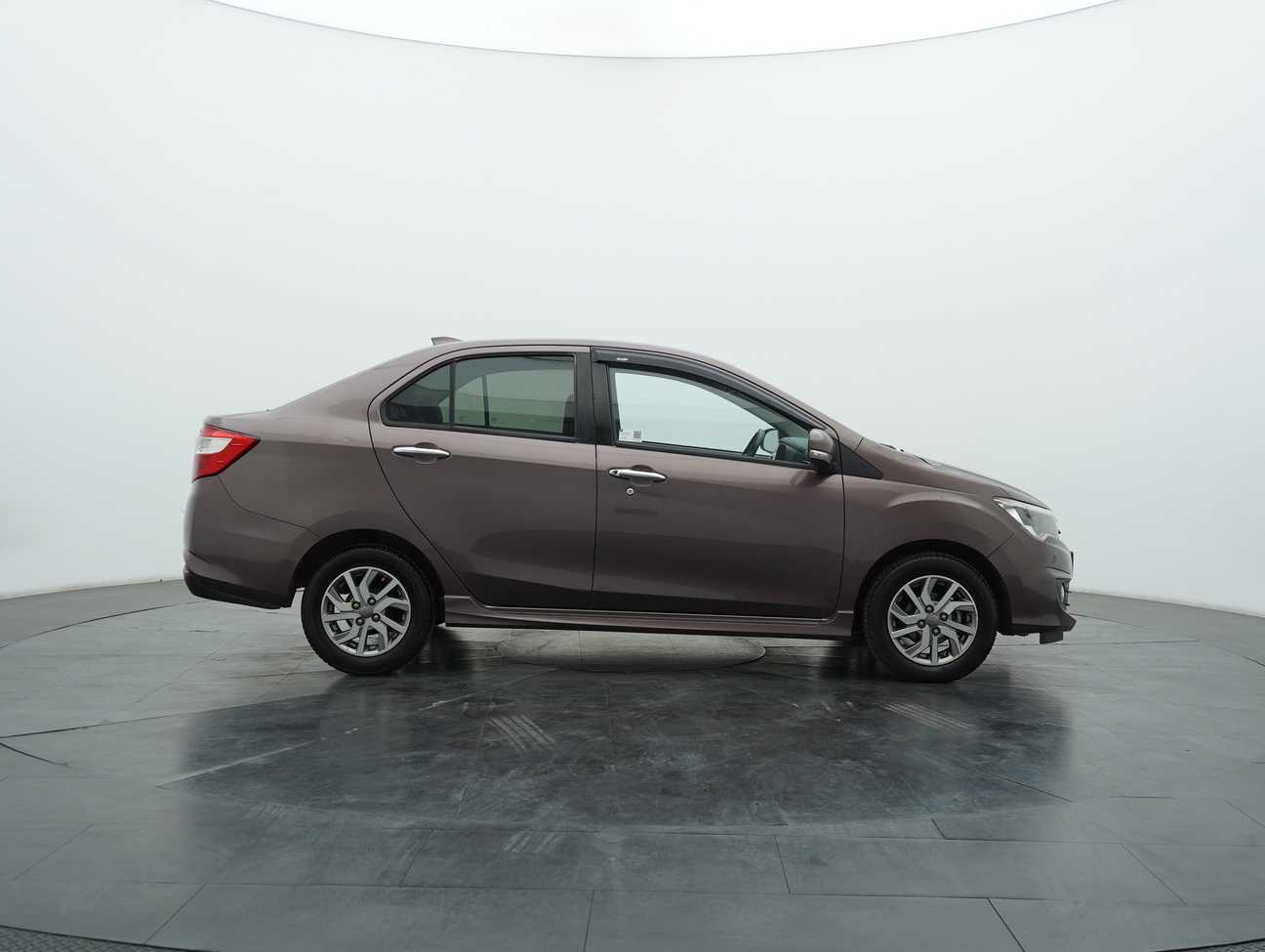 terpakai 2018 Perodua Bezza Advance 1.3