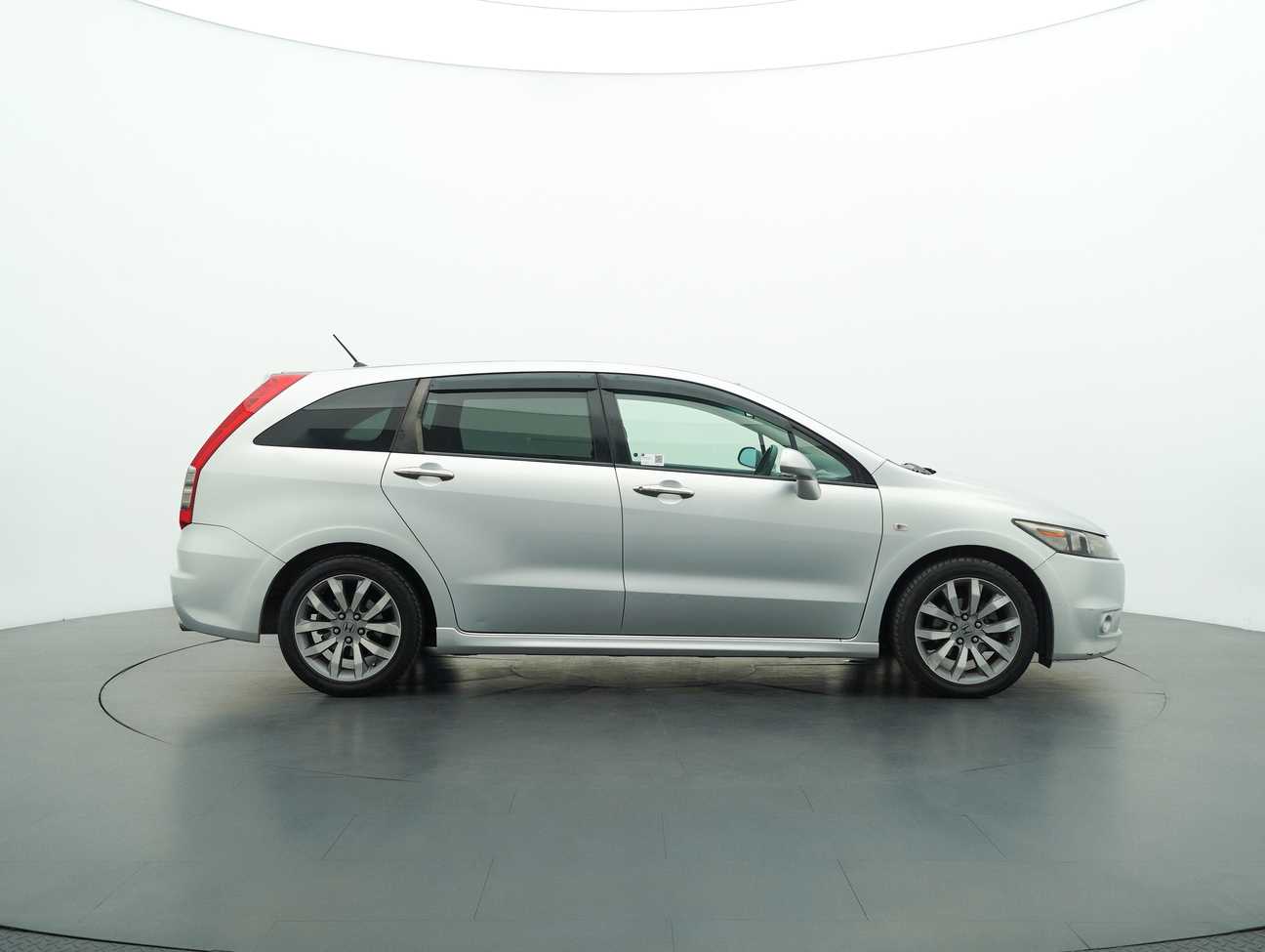 used 2008 Honda Stream i-VTEC 1.8