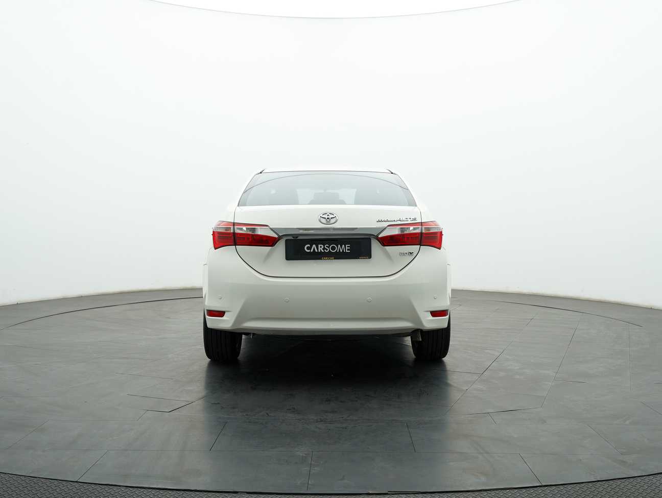 used 2014 Toyota Corolla Altis V 2.0