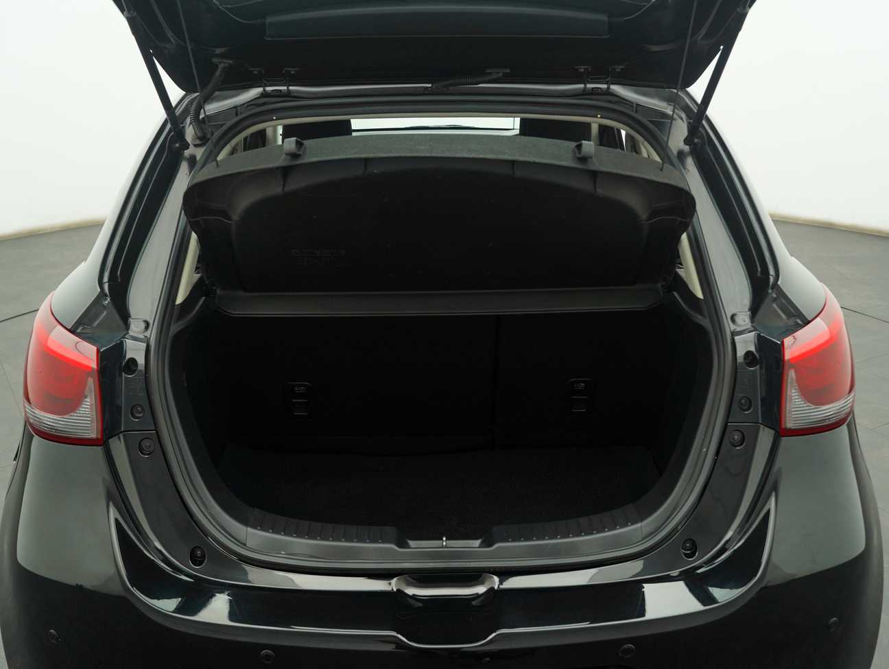 terpakai 2019 Mazda 2 SKYACTIV-G Mid Spec 1.5