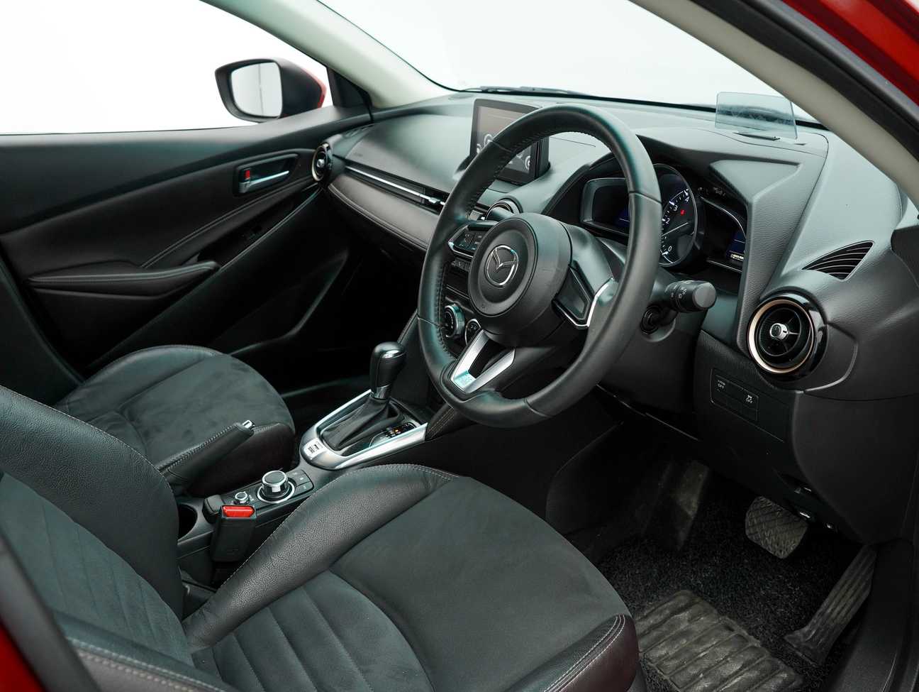 used 2017 Mazda 2 SEDAN HI SKYACTIV-G (CBU) 1.5