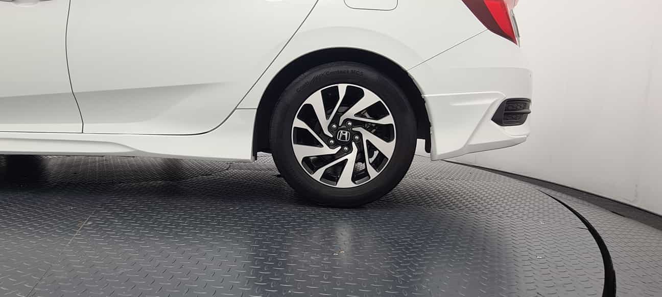 terpakai 2017 Honda CIVIC I-VTEC 1.8