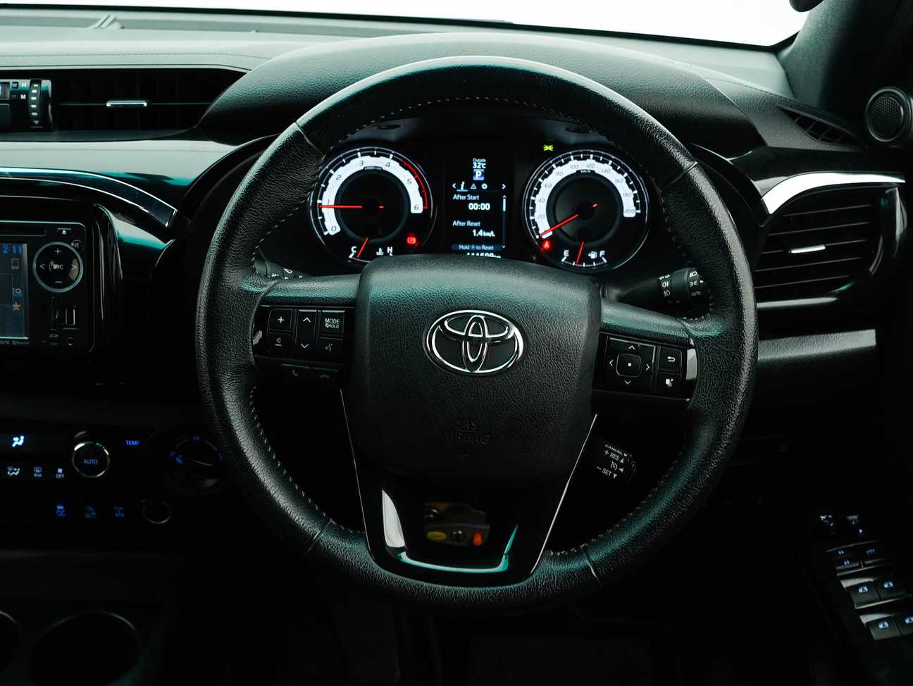 used 2018 Toyota Hilux L-Edition Dual Cab 2.8