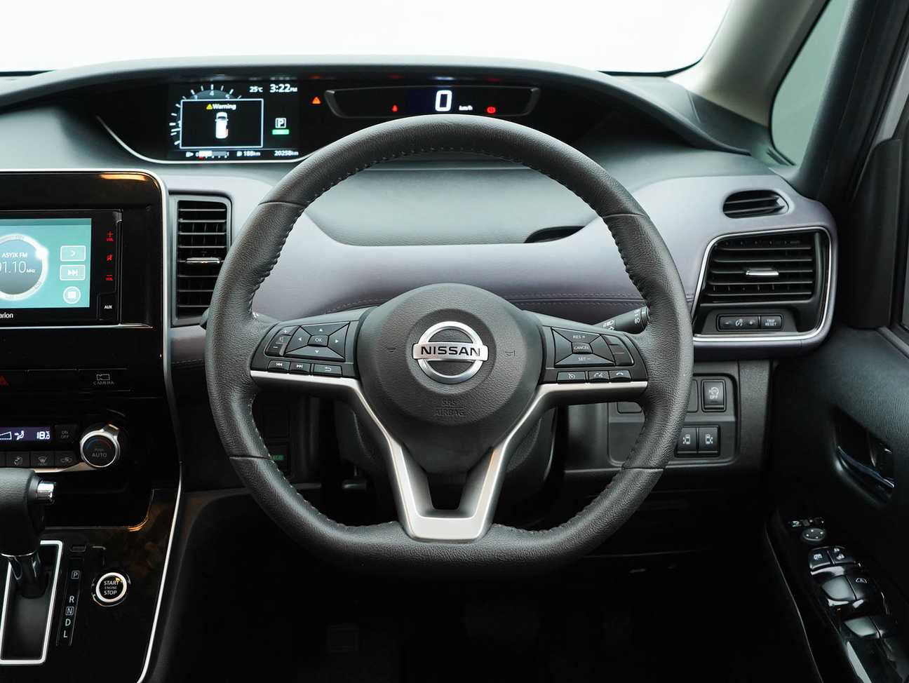 terpakai 2023 Nissan Serena S-Hybrid High-Way Star 2.0