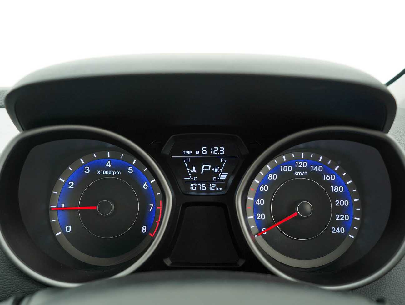 terpakai 2015 Hyundai Elantra Premium 1.6