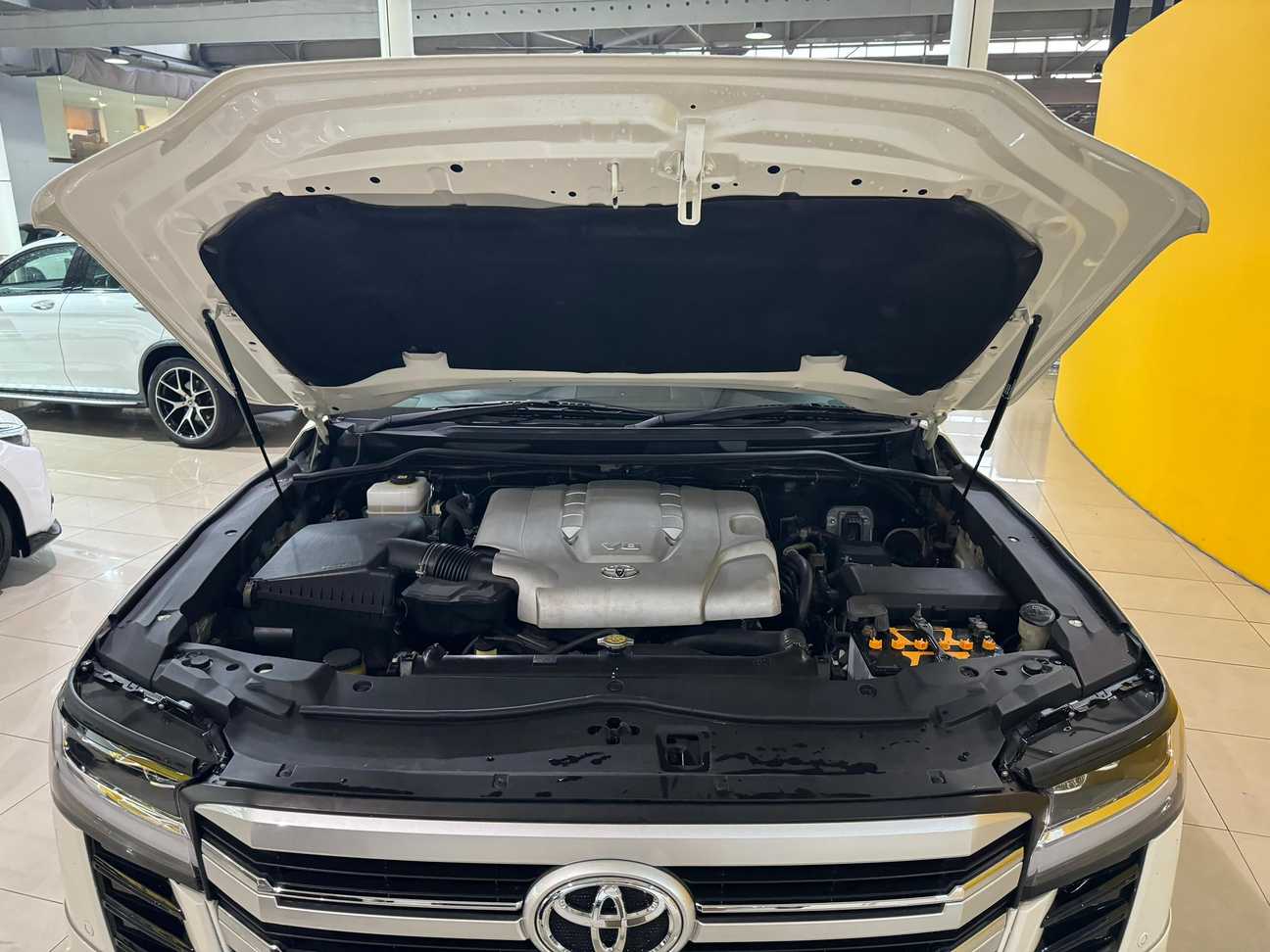 used 2009 Toyota Land Cruiser UZJ200 AX 4.7