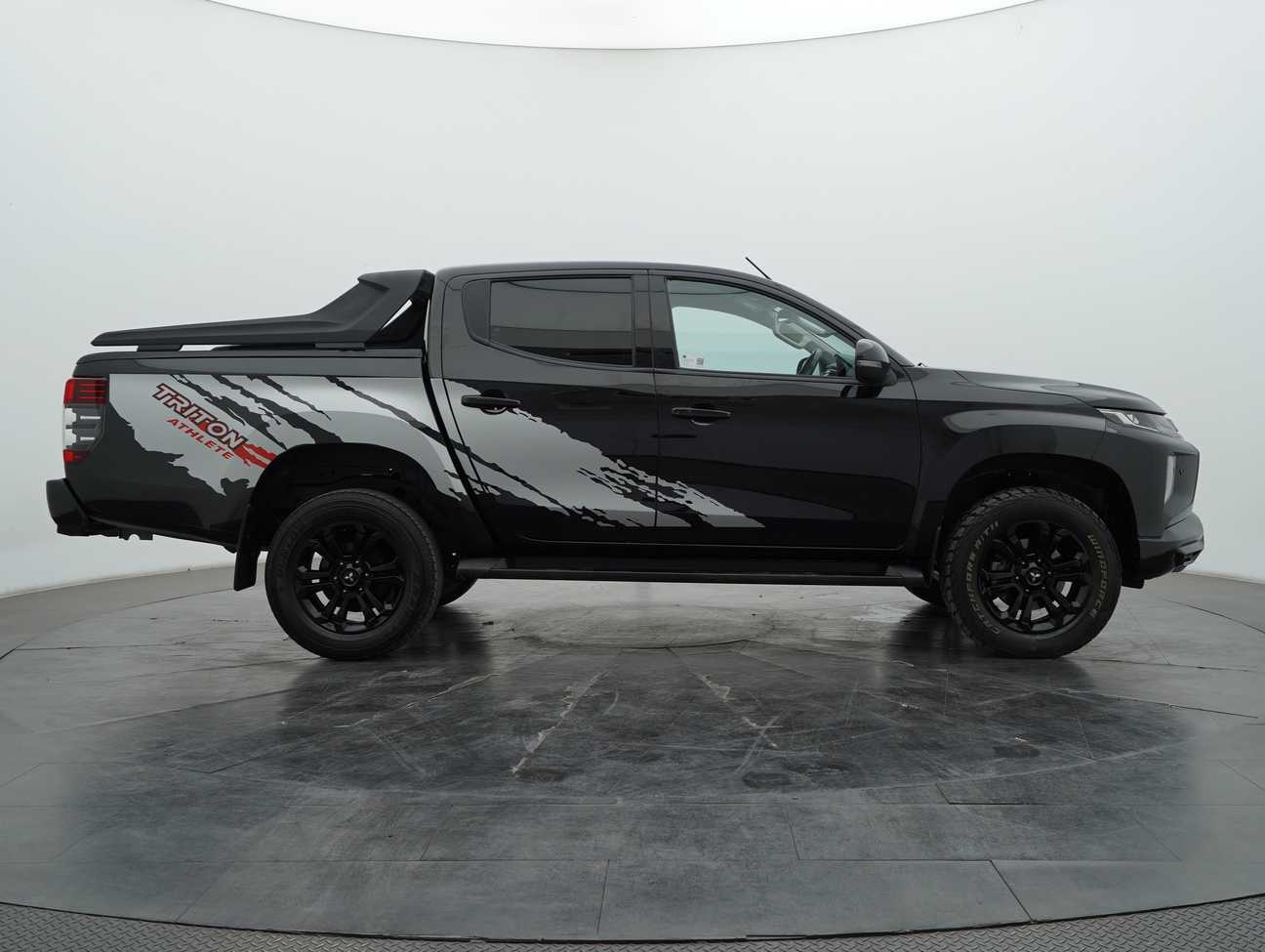used 2021 Mitsubishi Triton VGT Athlete Dual Cab 4X4 2.4